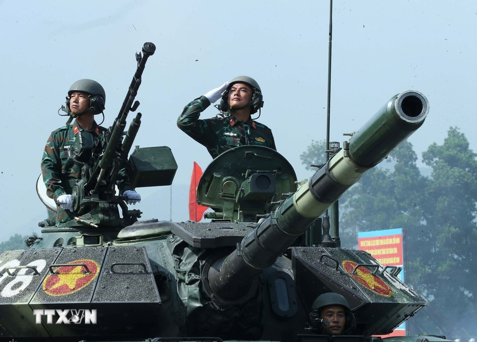 Ngắm dàn xe tăng, tên lửa hợp luyện chuẩn bị kỷ niệm 80 năm Quốc khánh 2/9