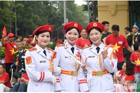 Lần đầu tổng hợp luyện diễu binh, diễu hành phục vụ nhiệm vụ A80 tại Quảng trường Ba Đình